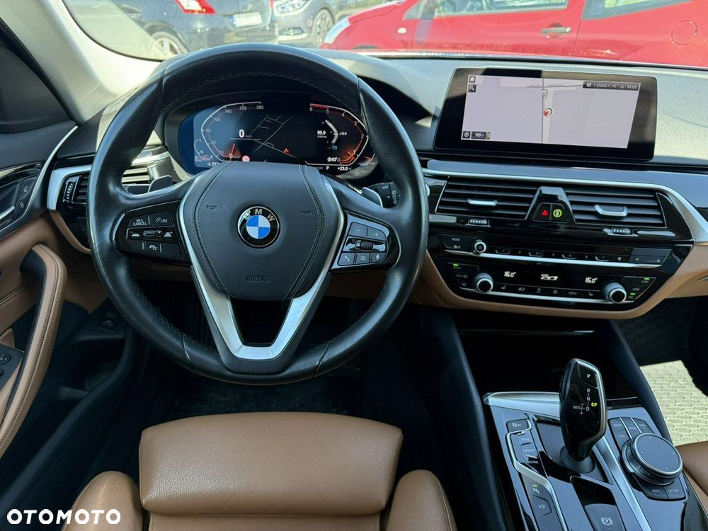 BMW Seria 5 518d Sport Line - 5