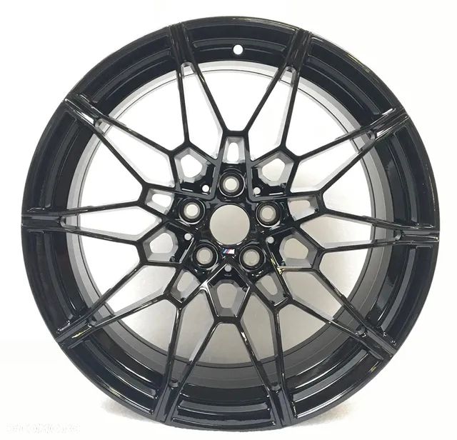 BMW M3 Competition M xDrive - 21