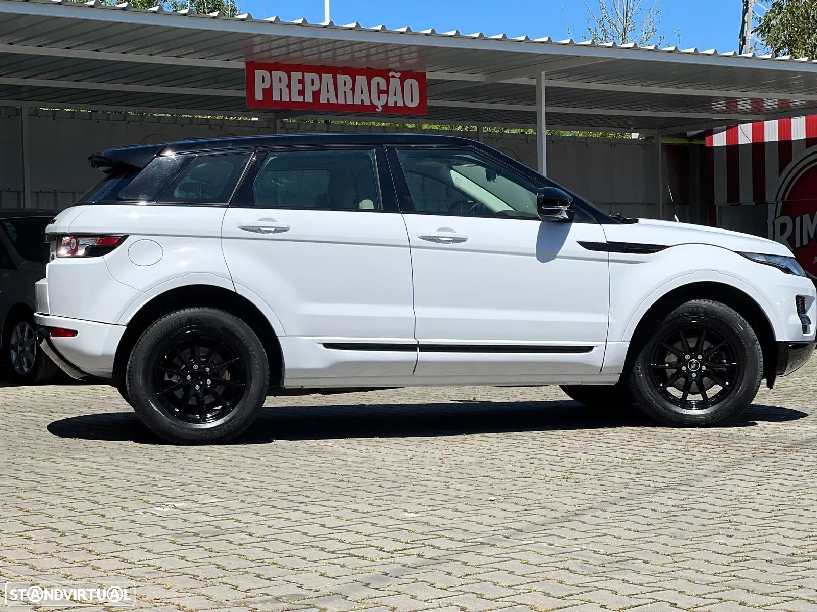 Land Rover Range Rover Evoque 2.2 DW12C Prestige - 3