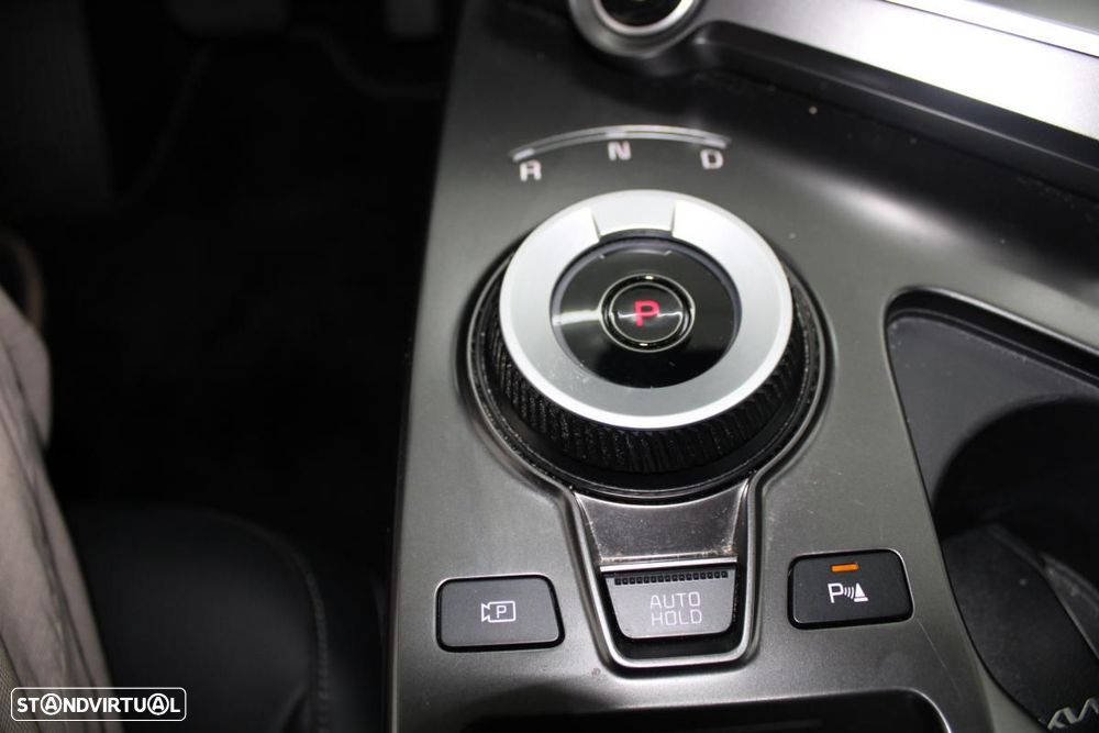 Kia EV6 77,4-kWh — fotografia 22