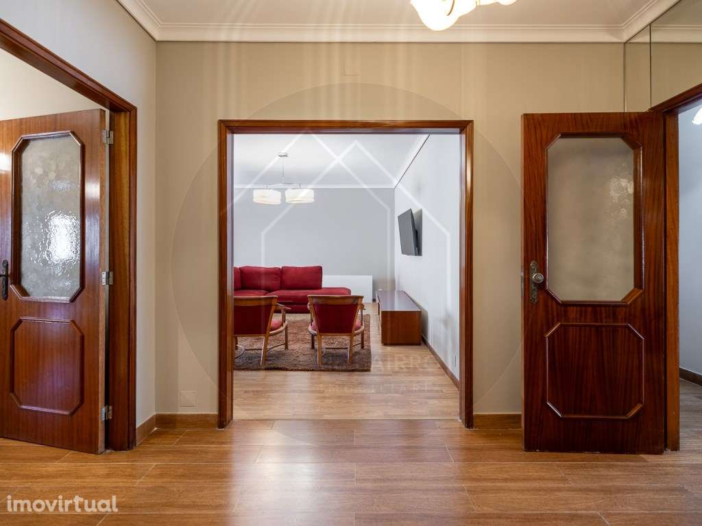 T4 Vila Nova de Gaia c/Garagem fechada para 2 carros e terraço - Grande imagem: 3/25