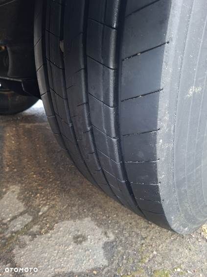 Schwarzmuller S1 - 12