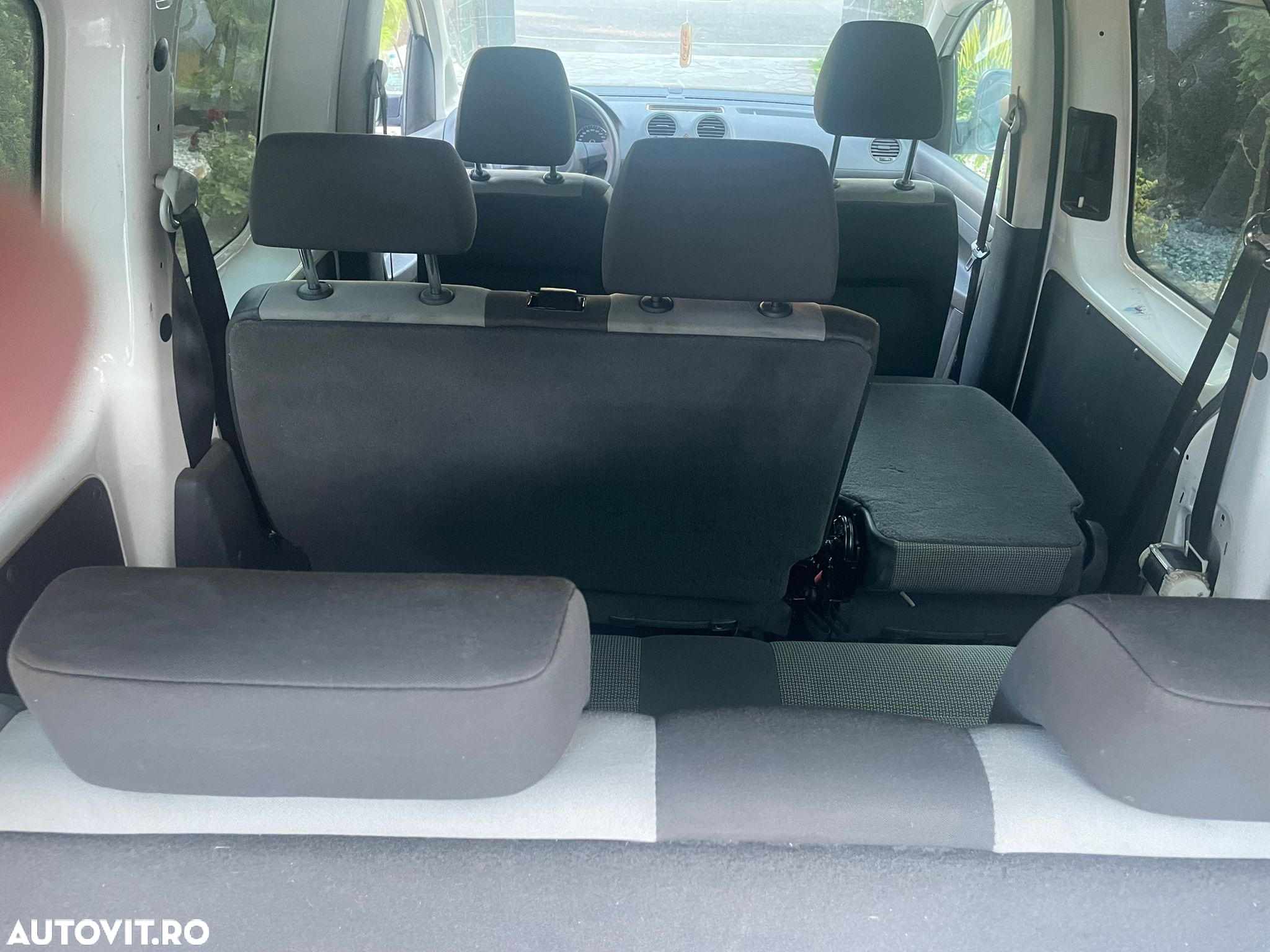 Volkswagen Caddy 1.6 TDI Comfortline - 10