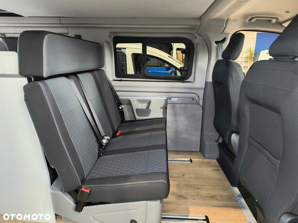 Ford Transit Custom - 11
