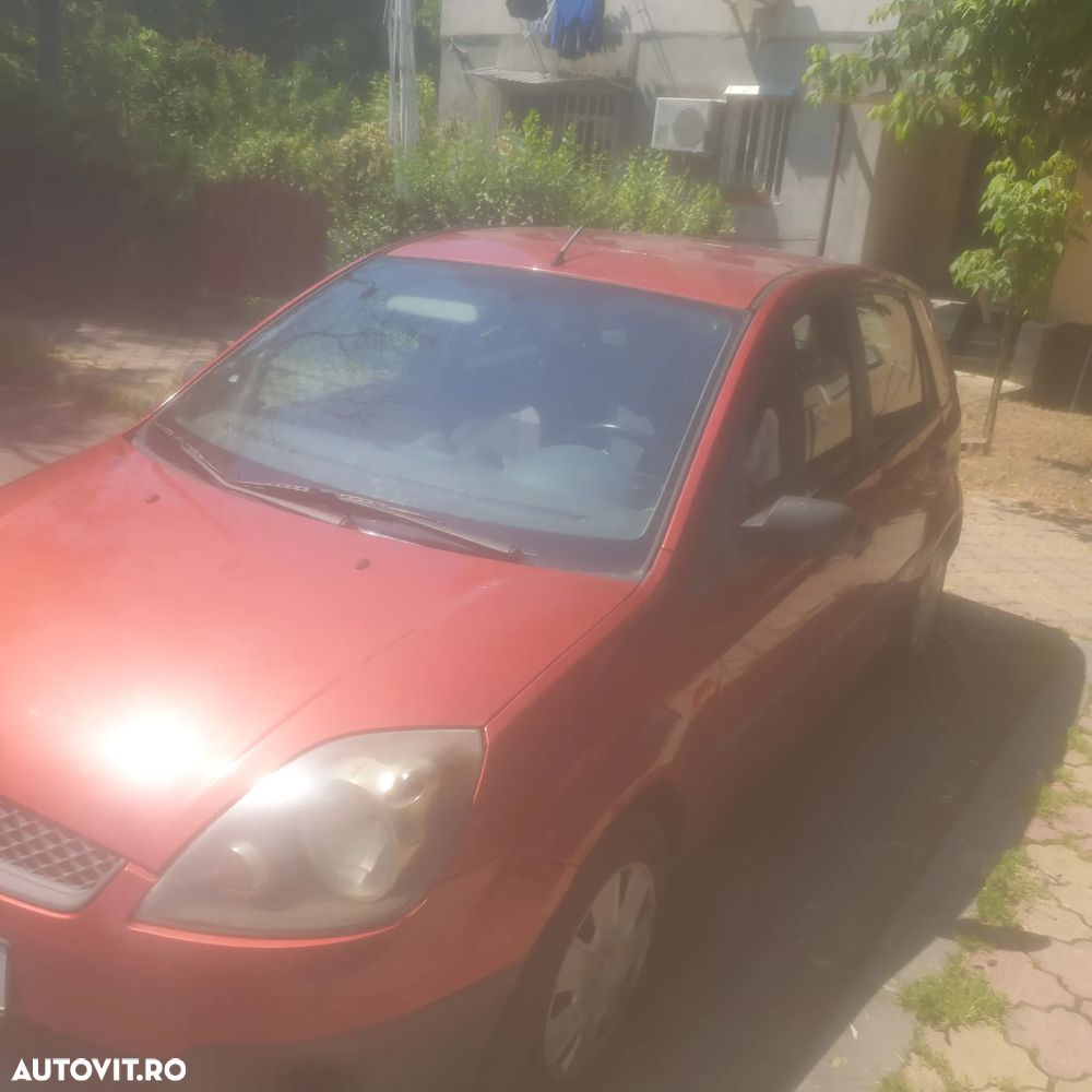 Ford Fiesta - 10