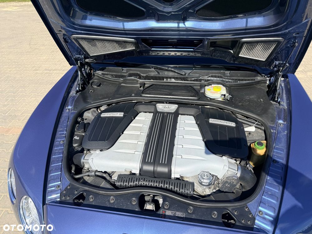 Bentley Continental GT W12 - 16