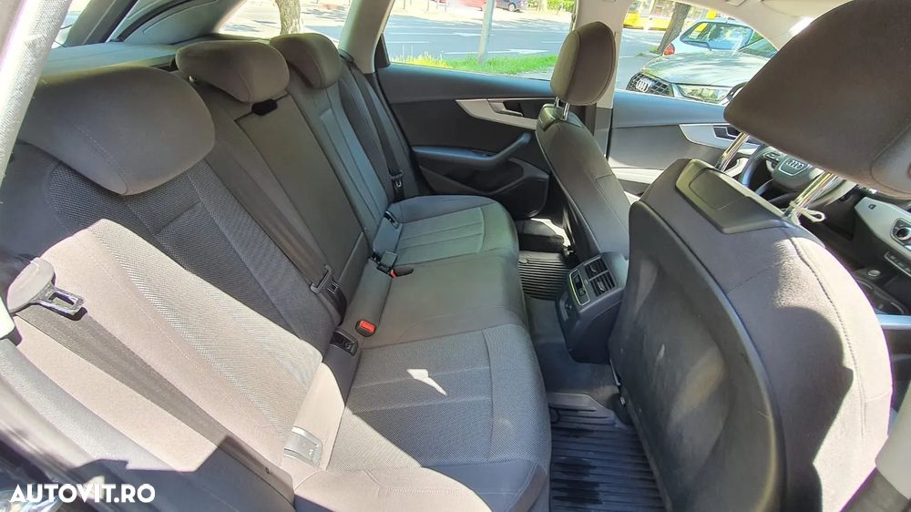 Audi A4 2.0 TDI quattro Stronic - 17