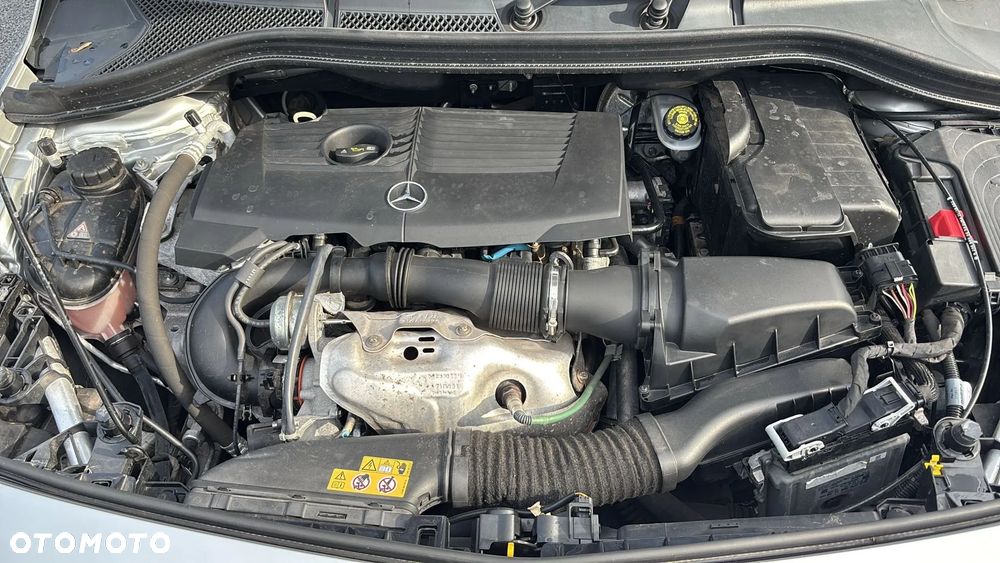 Mercedes-Benz Klasa B 200 BlueEFFICIENCY EDITION 1 - 26