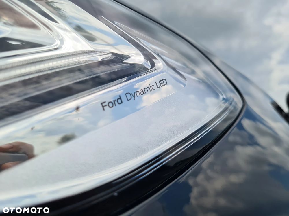 Ford Fusion - 14