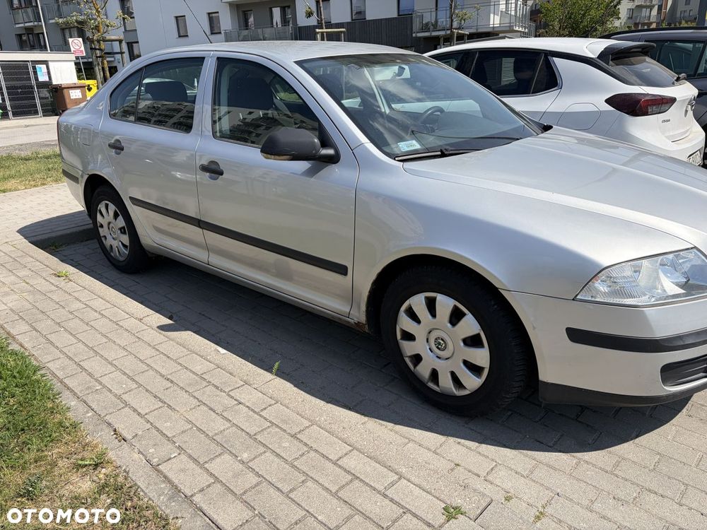 Skoda Octavia 1.6 Classic - 4