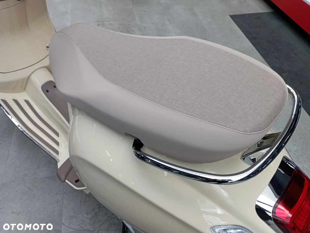 Vespa Primavera - 11