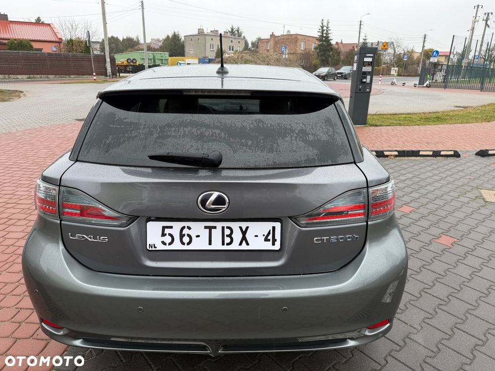Lexus CT 200h Prestige - 6