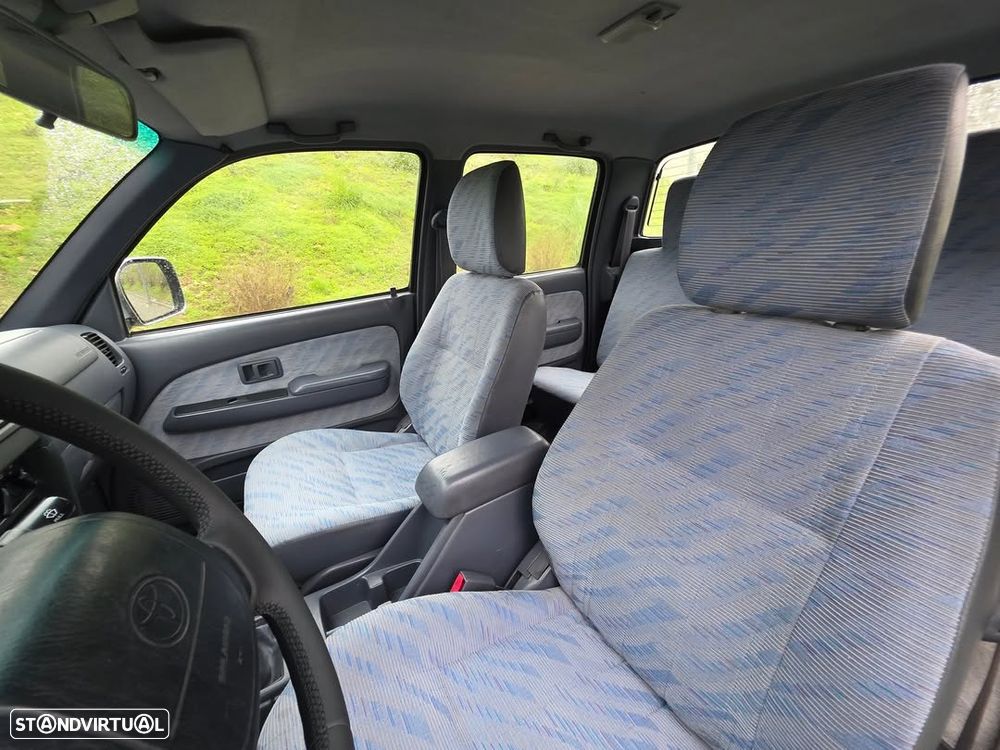 Toyota Hilux 2.4 TD LN165LSR Tracker - 6