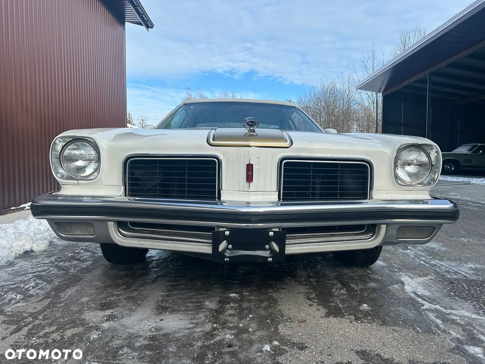 Oldsmobile Cutlass - 2