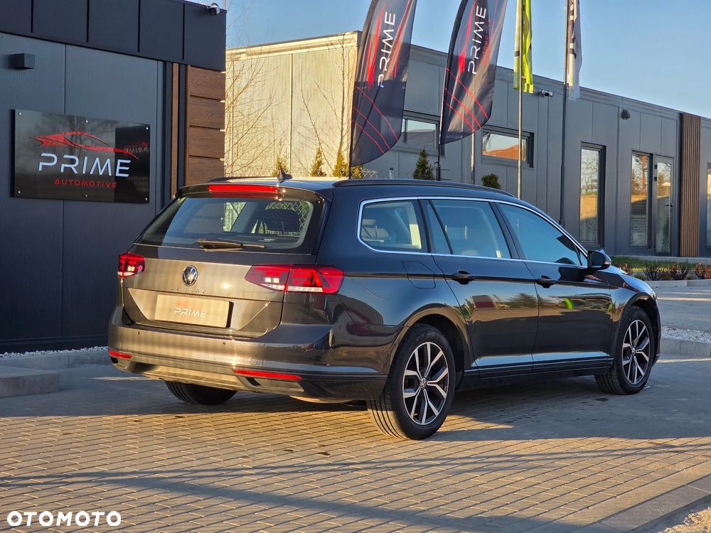 Volkswagen Passat 2.0 TSI Business DSG - 8
