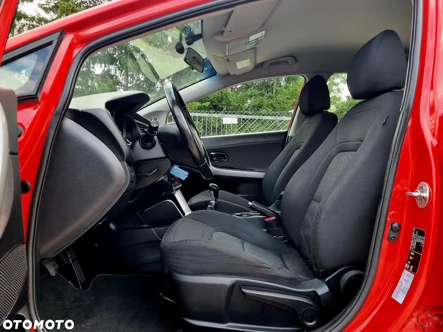 Kia Ceed 1.4 L - 10