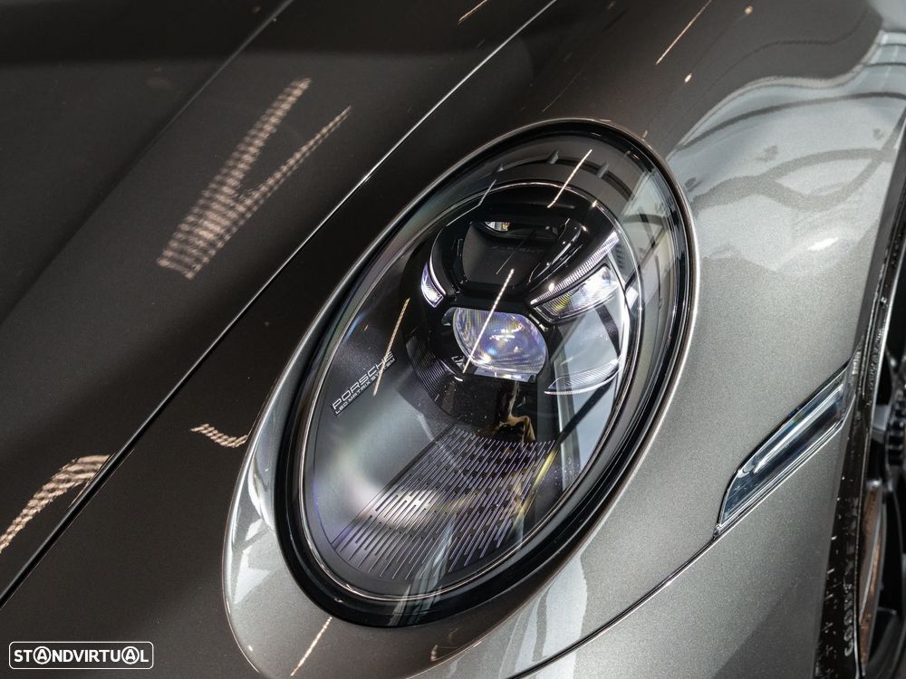 Porsche 911 (992) Carrera 4 GTS PDK - 31