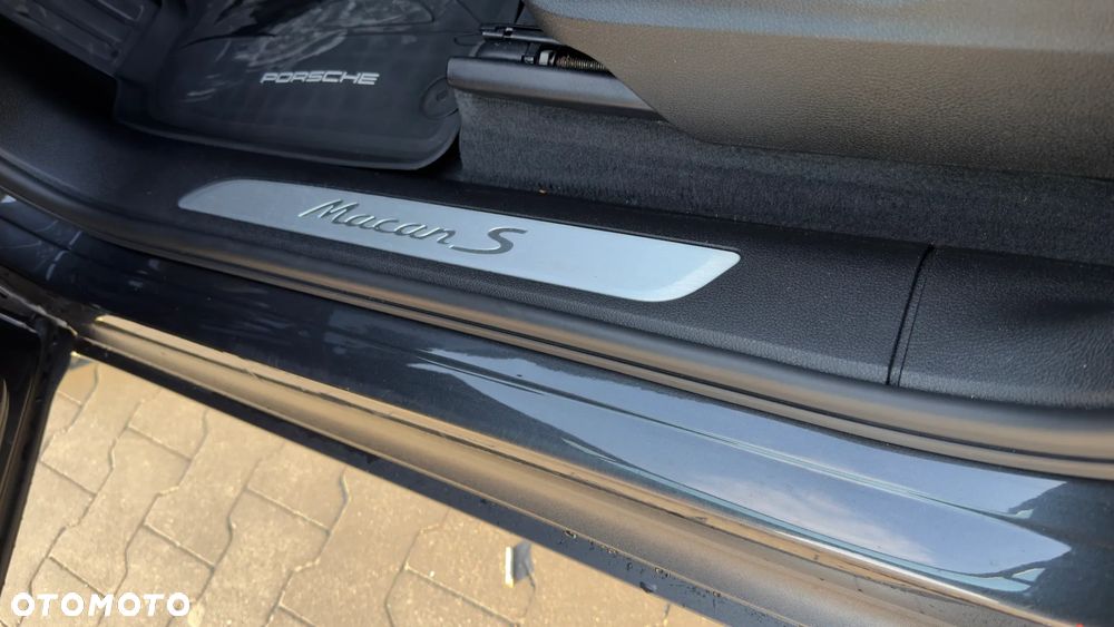 Porsche Macan - 18