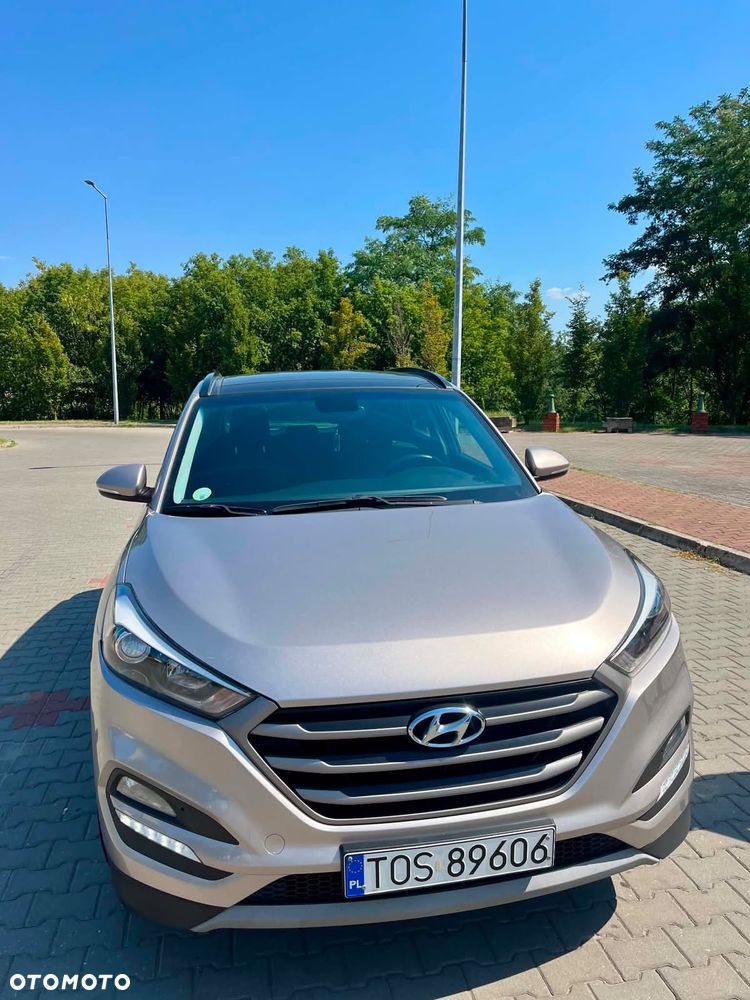 Hyundai Tucson 1.7 CRDI BlueDrive Classic 2WD - 12