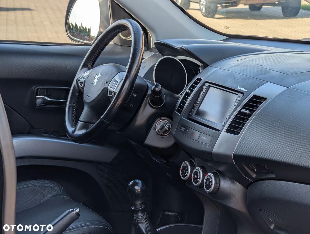 Peugeot 4007 HDI FAP 7-Sitzer DCS Platinum - 35