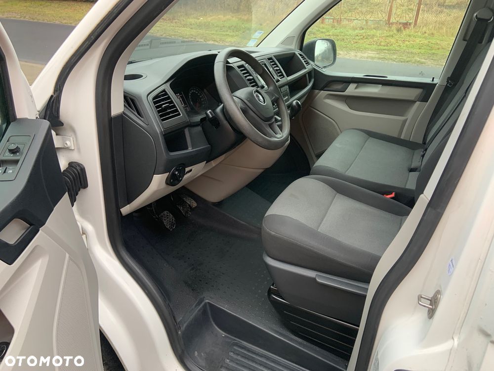Volkswagen Transporter - 10