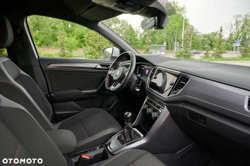 Volkswagen T-Roc 1.5 TSI OPF R-Line - 25