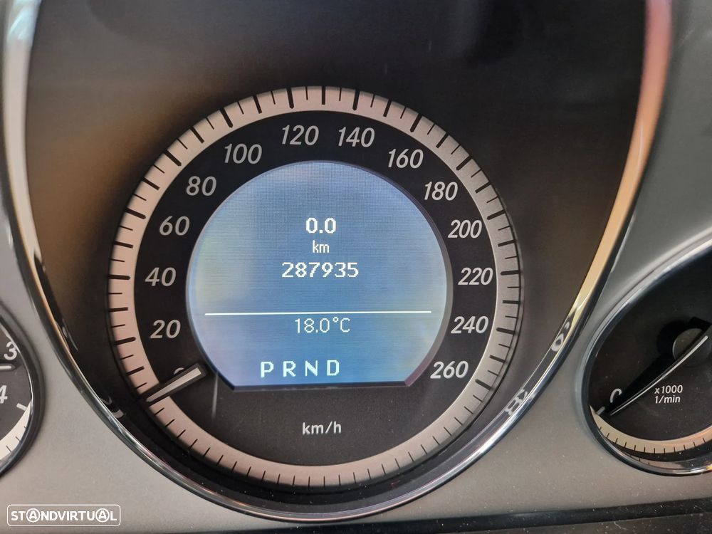 Mercedes-Benz E 250 - 19