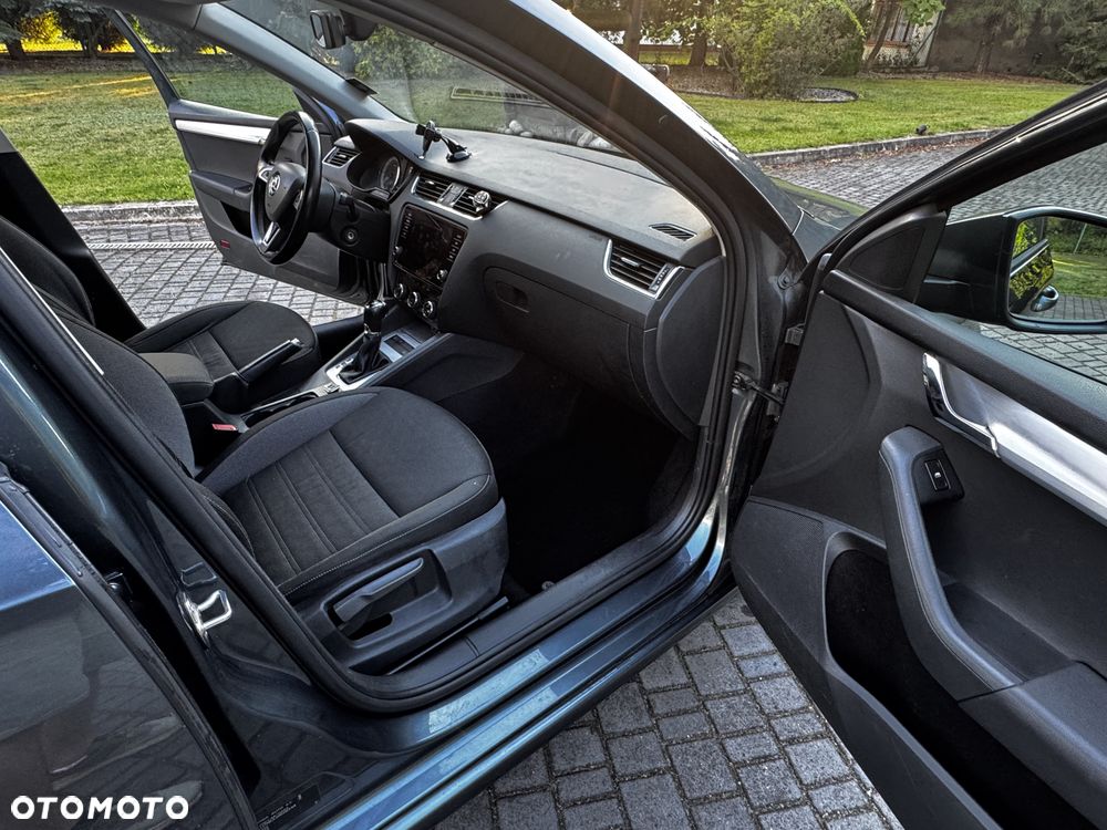 Skoda Octavia 2.0 TDI Ambition DSG - 15