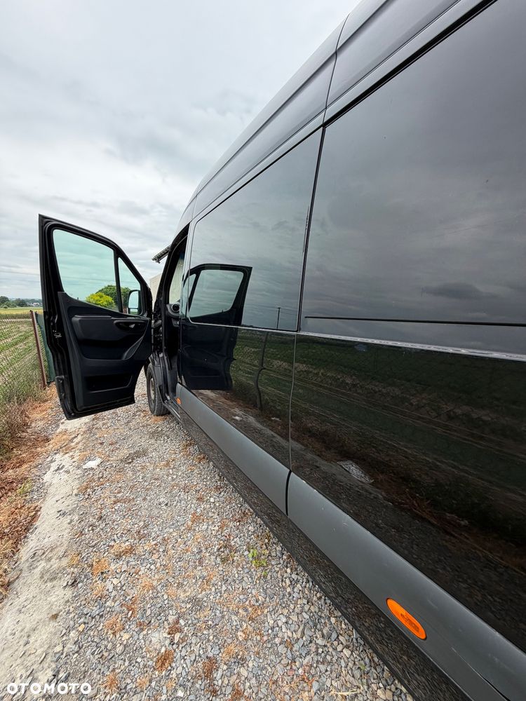 Mercedes-Benz SPRINTER - 15