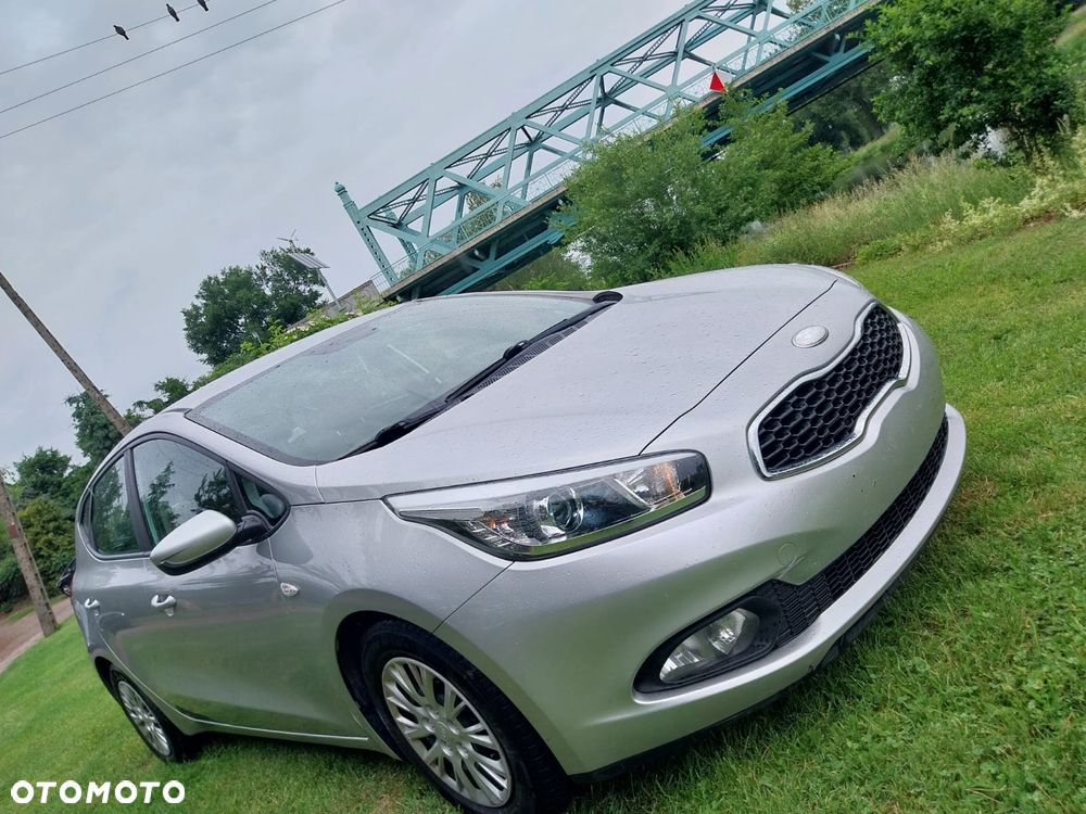 Kia Ceed 1.4 CRDi 90 Vision - 6