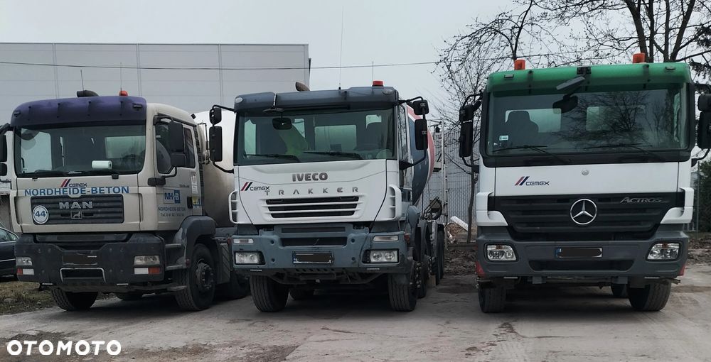 Iveco AD 340 - 10