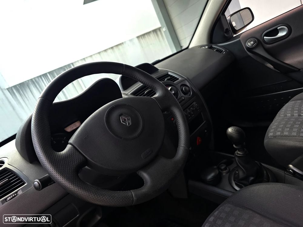 Renault Megane Van - 48