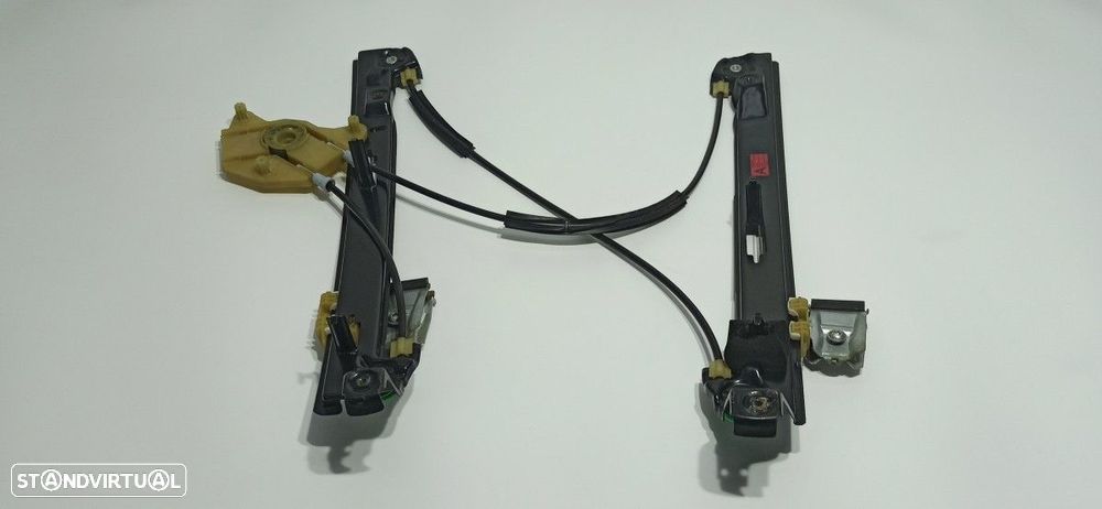 ELEVADOR FRENTE DIREITO SEAT LEON (1P1) REFERENCE - 1