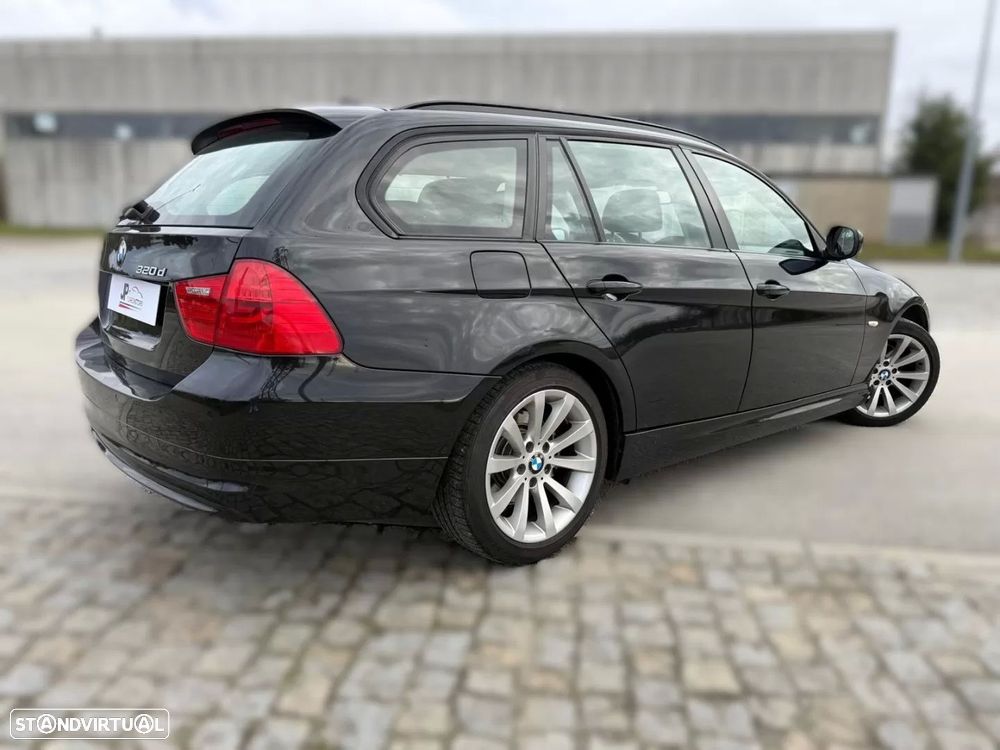 BMW 320 d Touring Navigation - 6