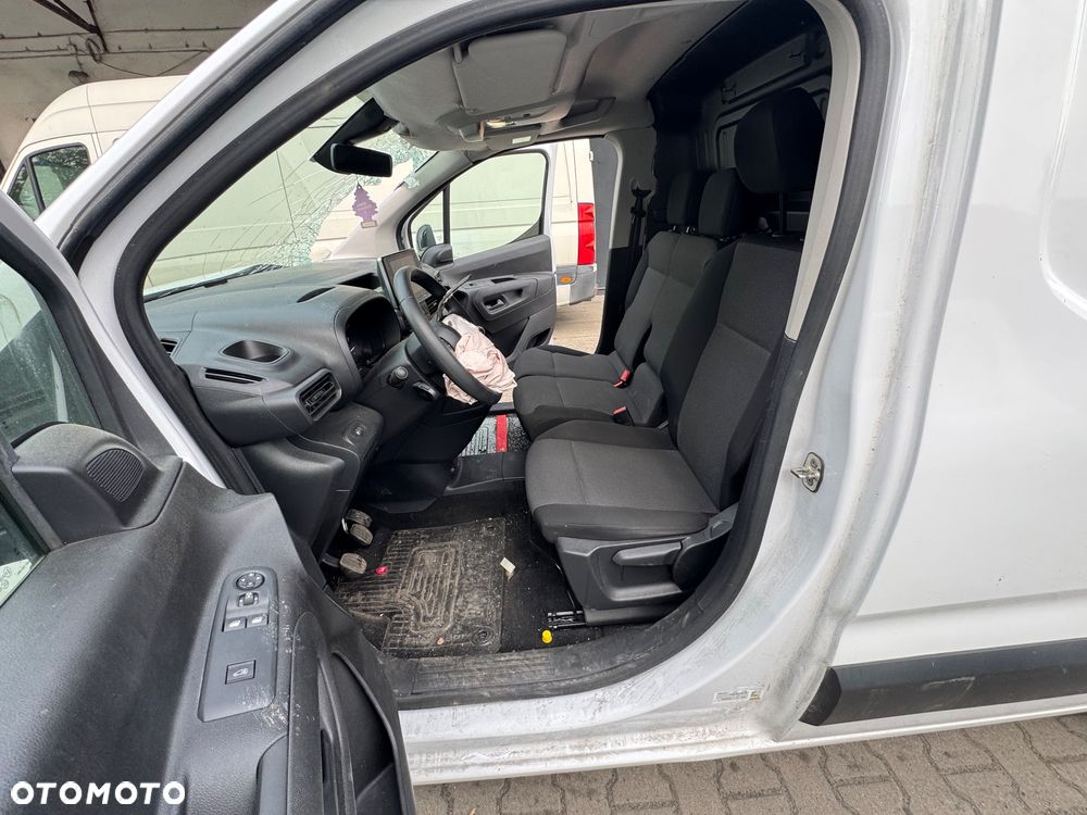Toyota PROACE CITY ASYSTENT PASA RUCHU, KAMERA COFANIA, KLIMATYZACJA NAWIGACJA TEMPOMAT - 7