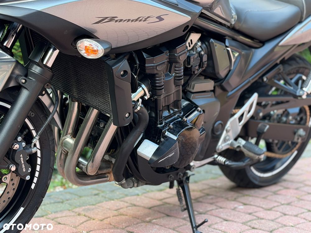 Suzuki Bandit - 17