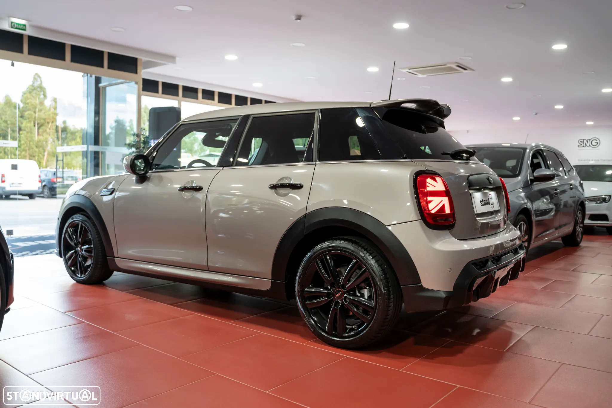 MINI 5 Portas One Auto - 10