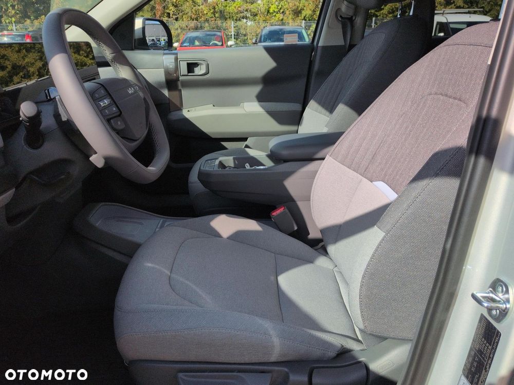 Kia EV3 - 10
