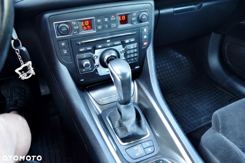 Citroën C5 2.0 HDi Exclusive - 8