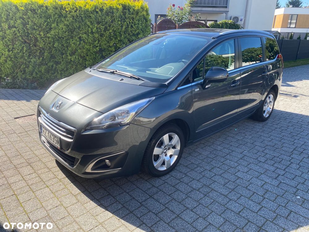 Peugeot 5008 - 1