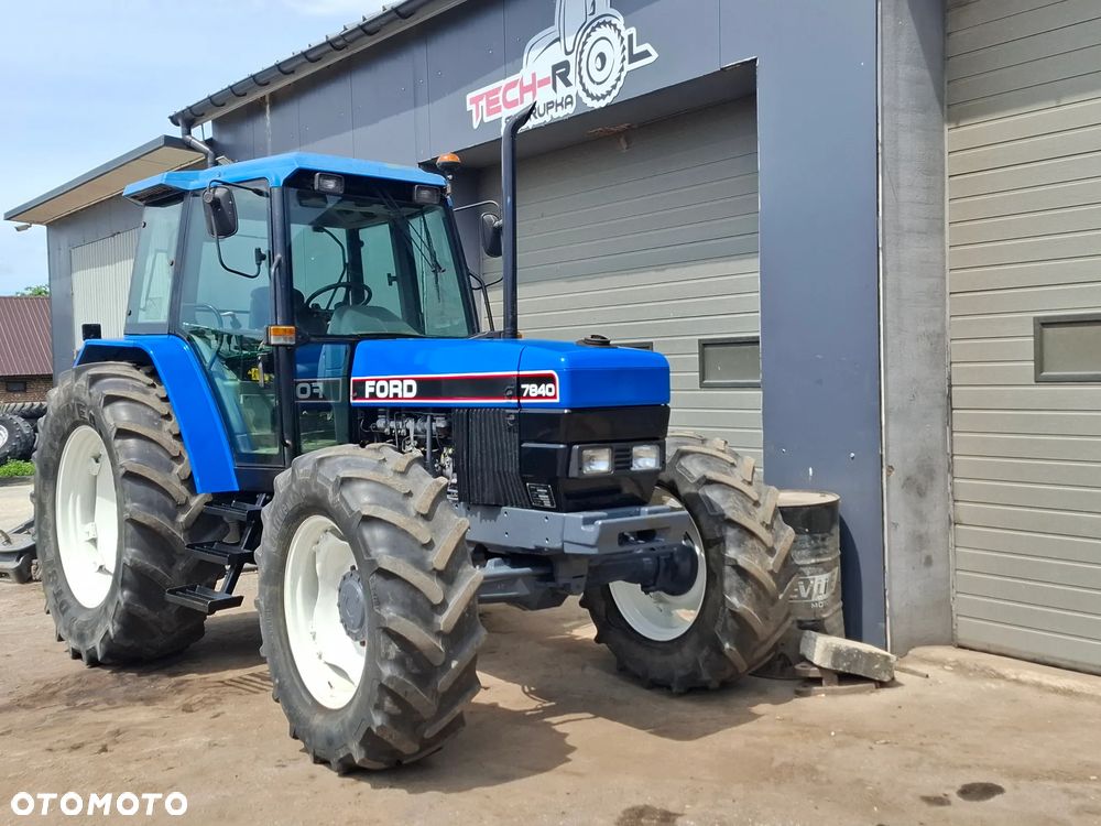 New Holland 7840 - 10