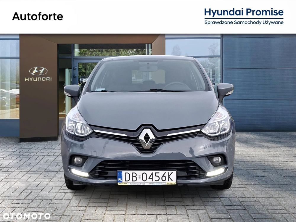 Renault Clio 1.2 16V Life - 9