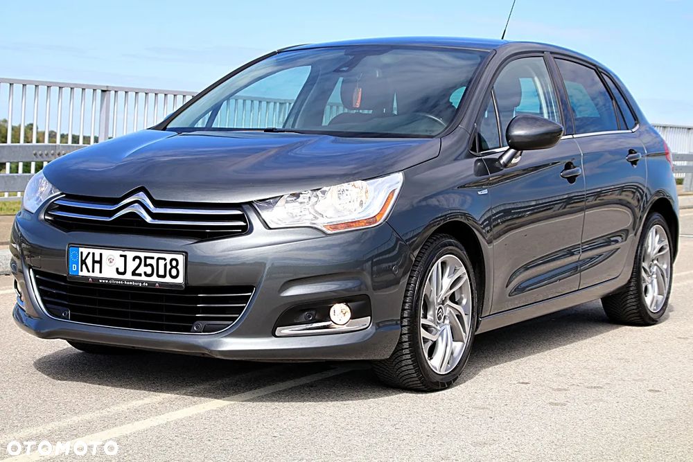 Citroën C4 VTi 120 Exclusive - 4