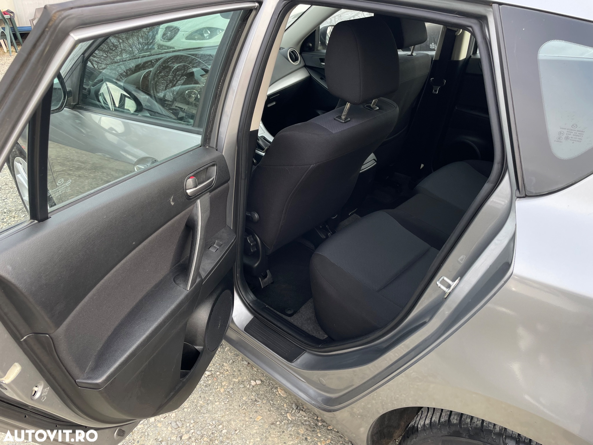 Mazda 3 2.2 MZR-CD DPF Exclusive-Line - 12
