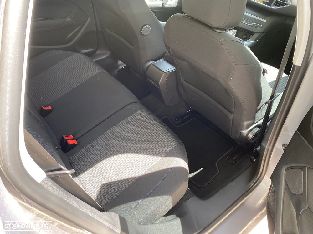 Peugeot 308 SW 1.5 BlueHDi Style EAT8 - 16