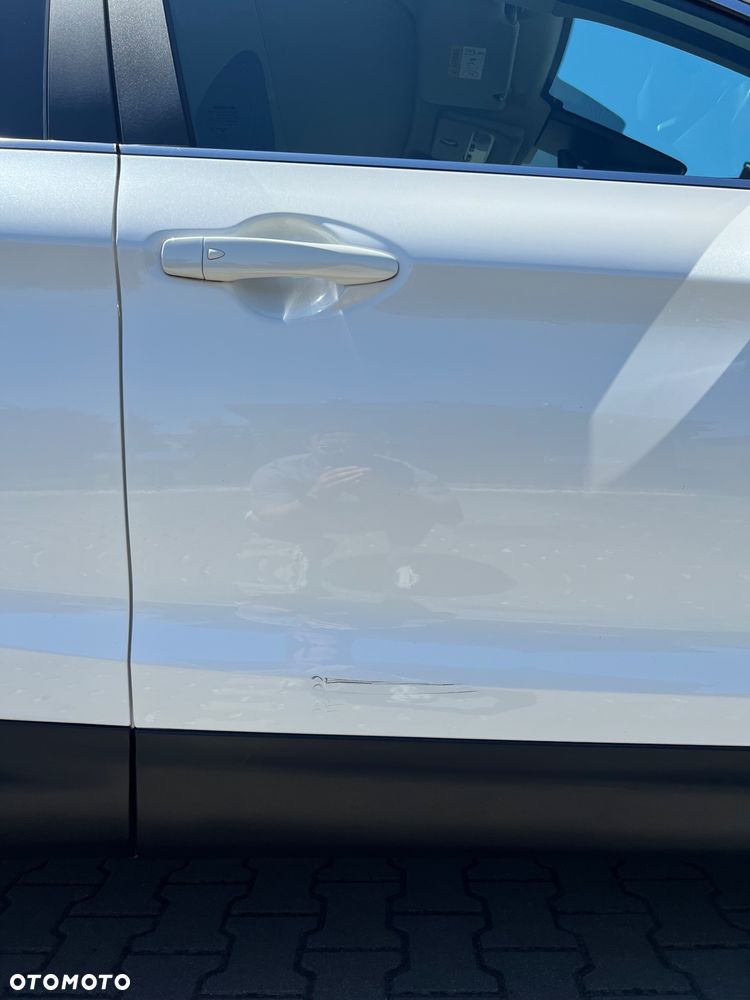 Nissan Qashqai 1.3 DIG-T N-Connecta DCT - 4
