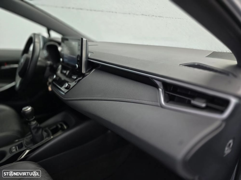 Toyota Corolla Touring Sports 1.2T Comfort+P.Sport - 25