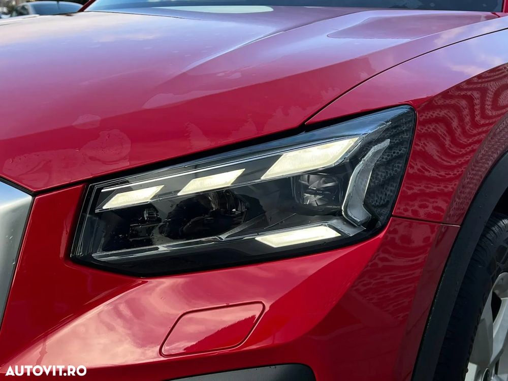 Audi Q2 35 TDI S tronic design - 9