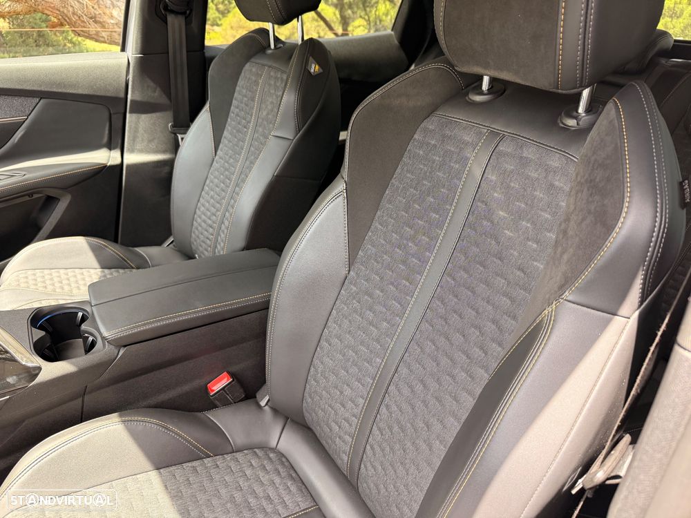 Peugeot 3008 225 e-EAT8 Roadtrip - 16