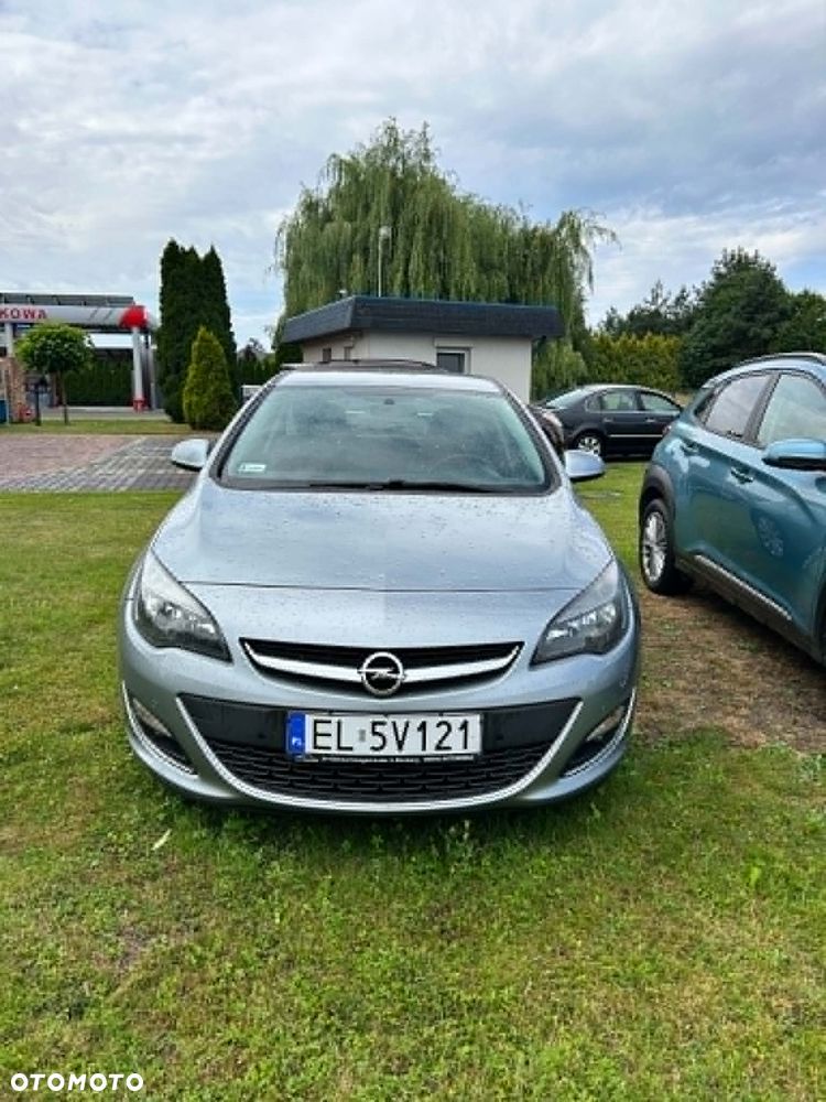 Opel Astra 1.4 Turbo Design Edition - 4